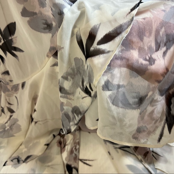 Taylor Sand True Blush V Neck Ruffle Hem Midi Dress Gathered Waist SZ 2 - Picture 7 of 13